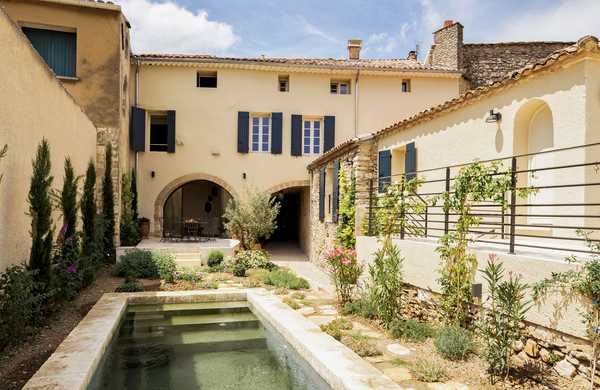 Jardin provençal authentique et pittoresque aménagé par un paysagiste