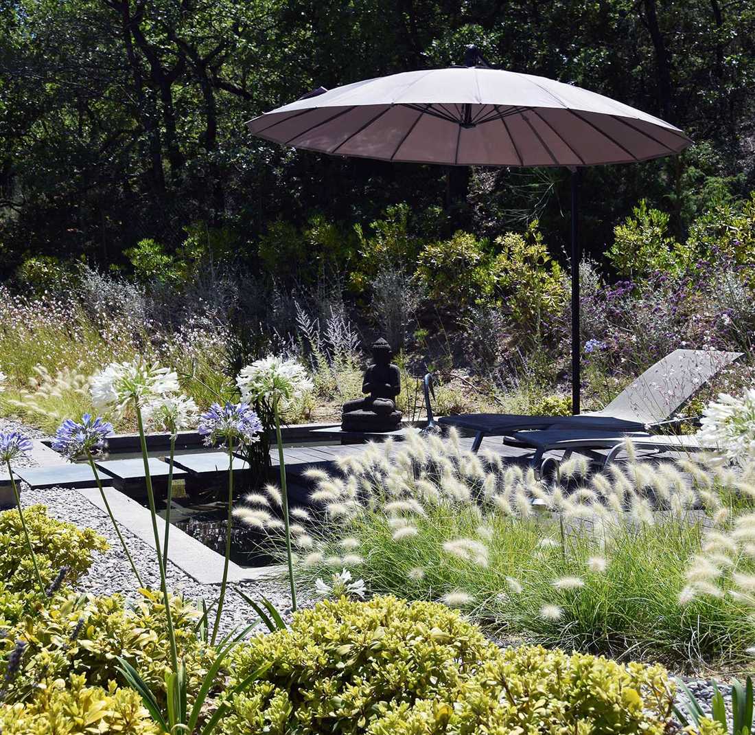 Jardin zen aménagé par un concepteur paysagiste à Marseille