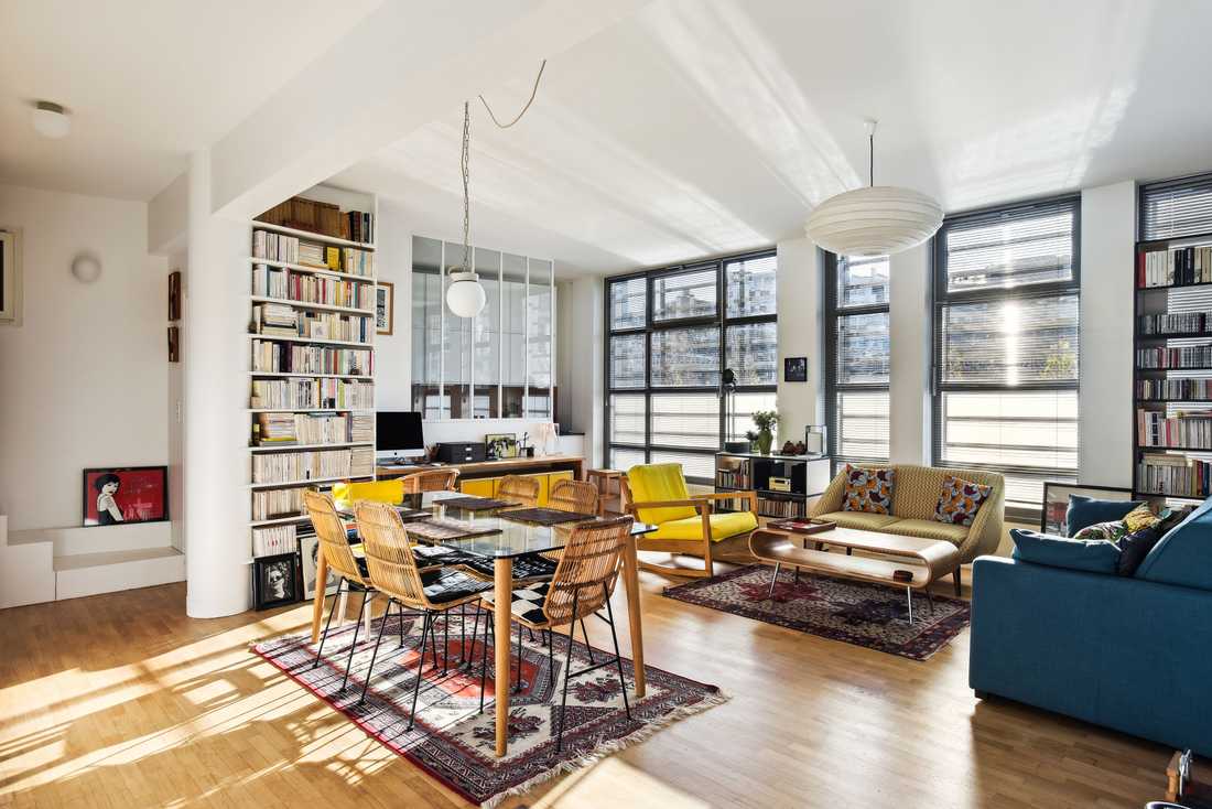 Energy-efficient renovation of a loft-style apartment by an architect in Marseille