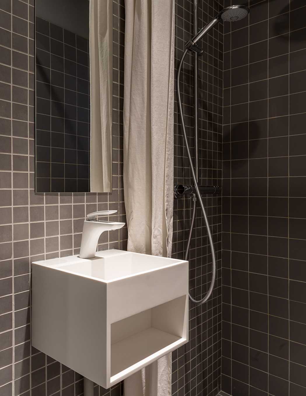 Cabine de douche conçue sur mesure par un architecte d'intérieur